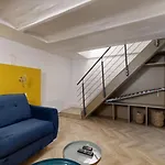 Bluestay 51 - Superb Apartment In Paris