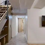 Bluestay 51 - Superb Apartment In Paris